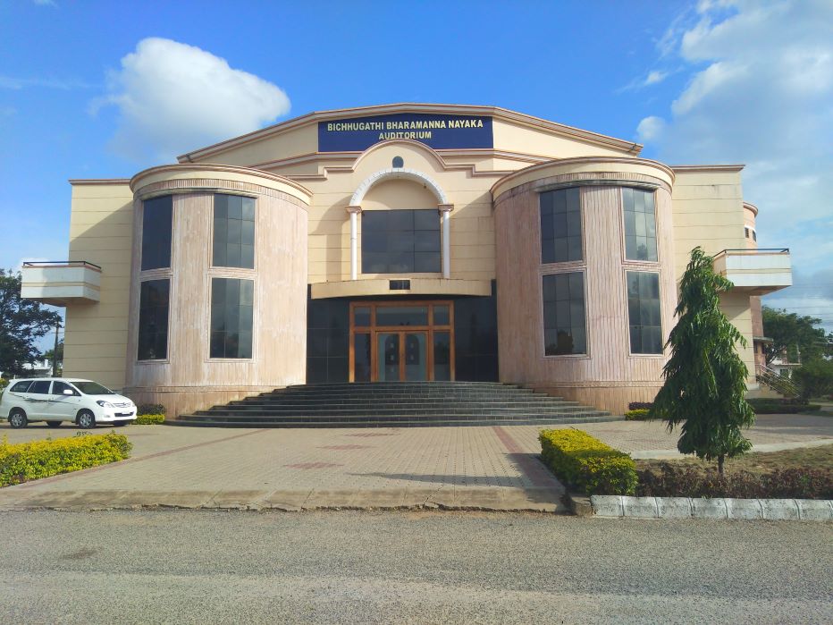 Basaveshwara-Medical-College-Auditorium