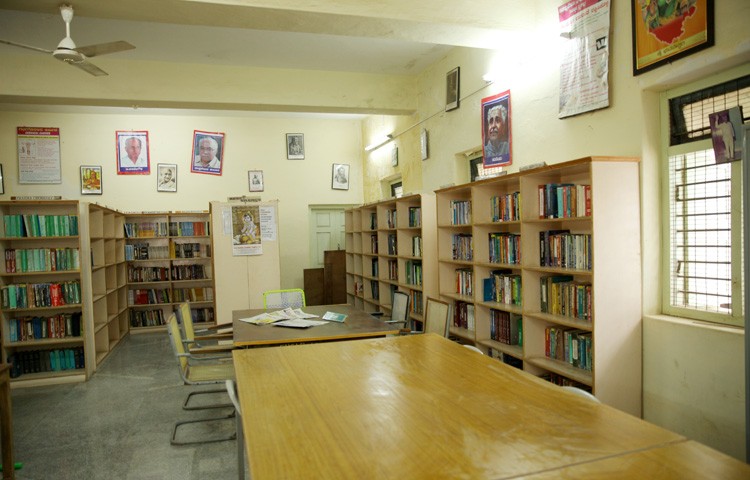 G Madegowda BNYS College Library