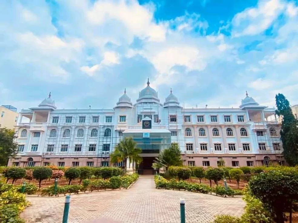 Sri Devaraj Urs Medical College Kolar Admission, Fee Structure, Courses Offered, Campus Facilities, Recognition Sri Devaraj Urs Medical College Kolar Admission, Fee Structure, Courses Offered, Campus Facilities, Recognition